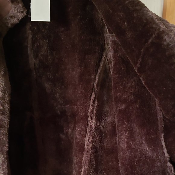 Denim & Co. 3X  Faux Suede Vest with Faux Fur Lining - Picture 5 of 9